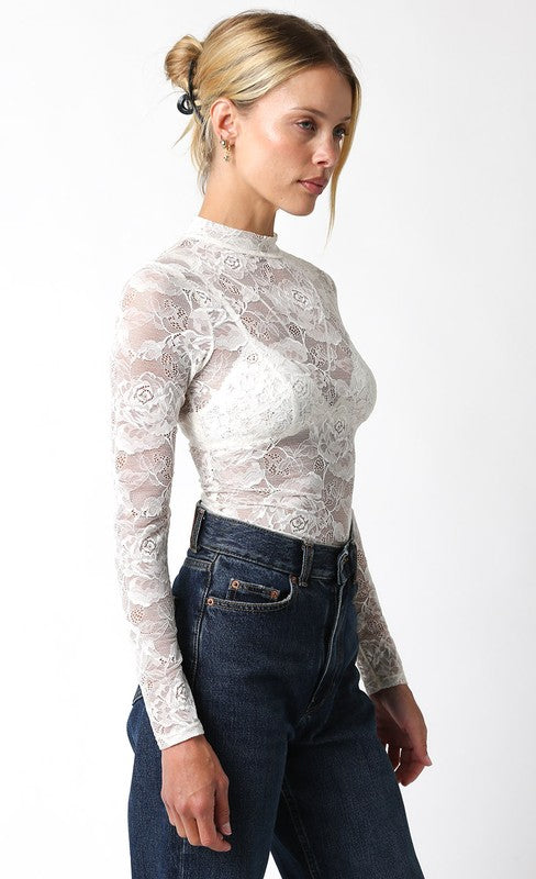 The Enchente Cream Lace Top