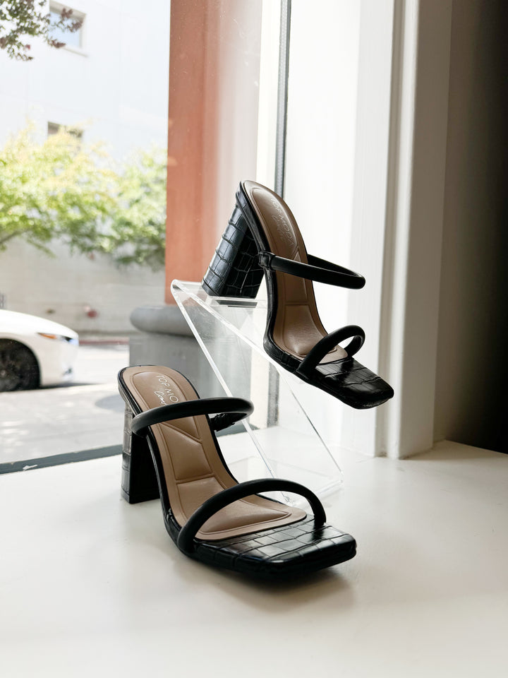 The Windy City Black Crocodile Heels