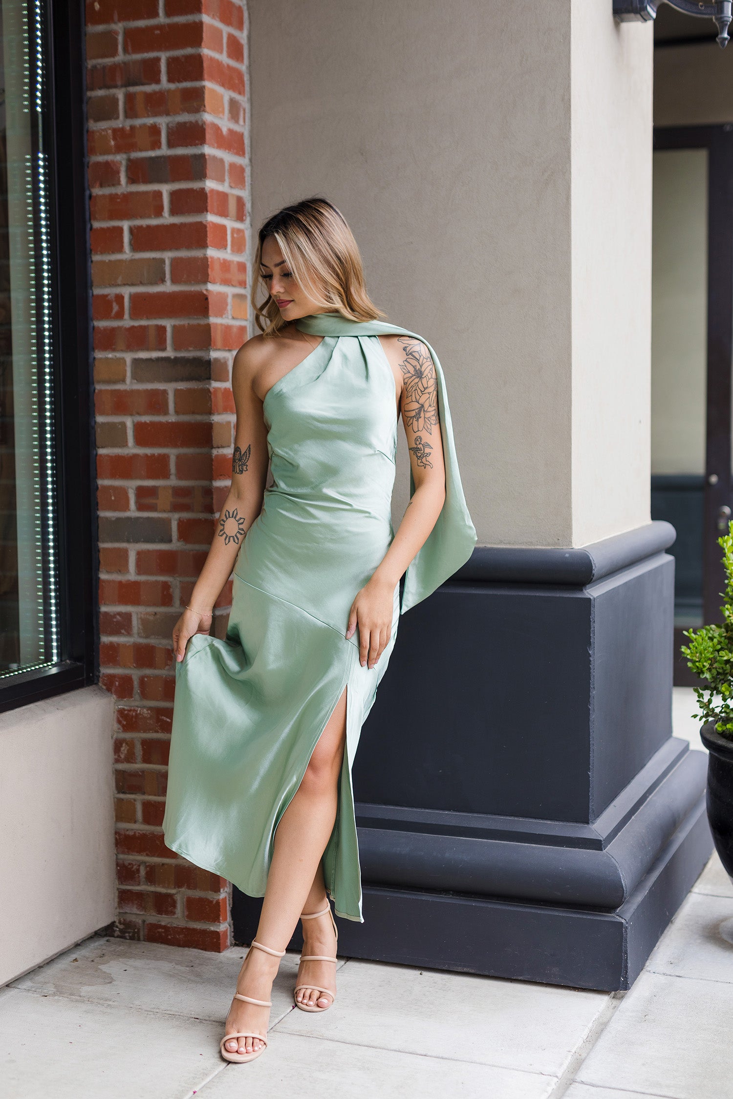 The Plus One Sage Satin Midi Dress – Shoppe Twelve