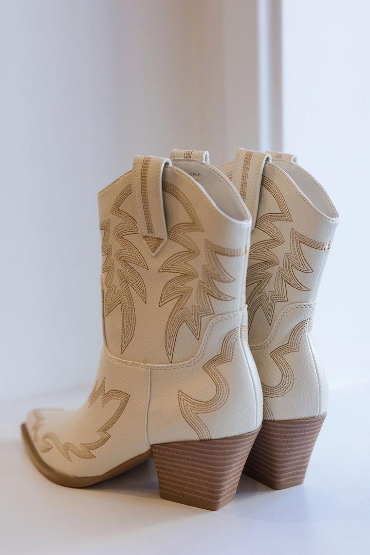 The Nantes Embroidered Cowboy Boots